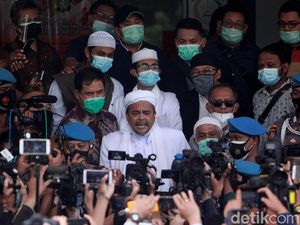 Timeline Habib Rizieq Tiba di RI, Picu Kerumunan dan Ditahan Polisi Timeline Habib Rizieq Tiba di RI, Picu Kerumunan dan Ditahan Polisi