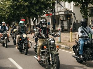 Komunitas Royal Enfield Adakan Classic Ride: Jelajahi Spot Bersejarah di Jakarta
