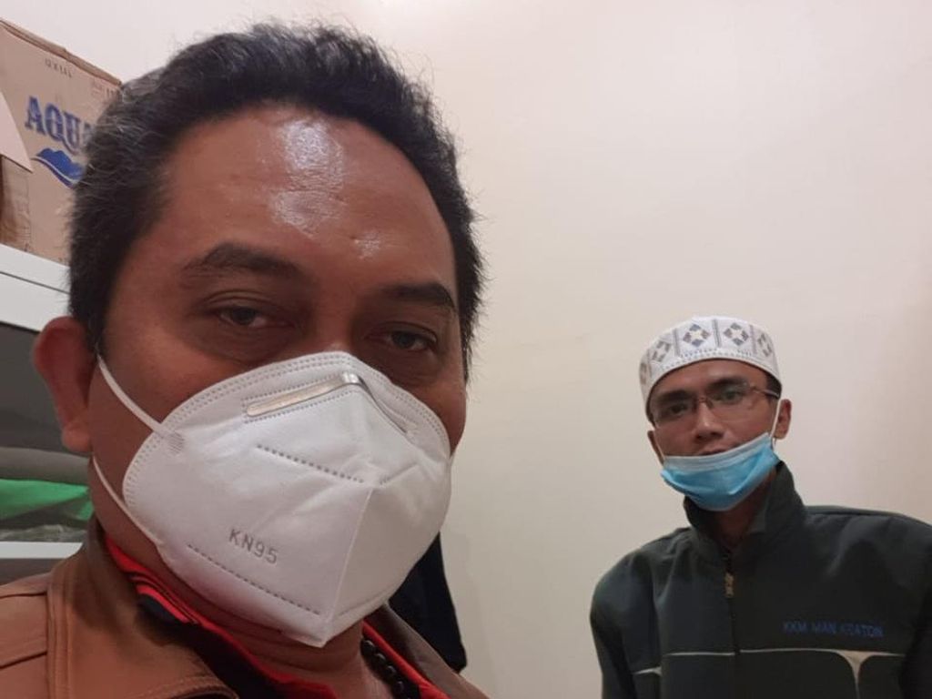 Pengacara Sebut Tak Ada Panggilan untuk 4 Tersangka Ancam Gorok Mahfud Md Pengacara Sebut Tak Ada Panggilan untuk 4 Tersangka Ancam Gorok Mahfud Md