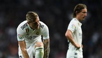 Toni Kroos dan Luka Modric juga sudah berusia kepala tiga dan diyakini tak lama lagi cabut dari Real Madrid (Getty Images/David Ramos)