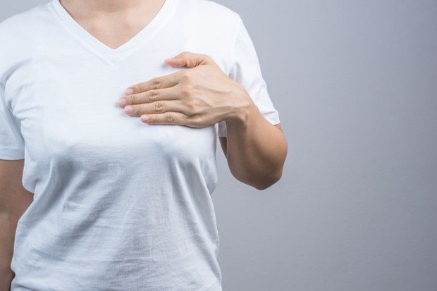 Memijat Payudara/freepik.com Memijat payudara dapat membuat produksi asi meningkat.