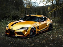 Modifikasi Toyota Supra Ala Manhart: Warna Gold, Tenaga Jadi 542 dk