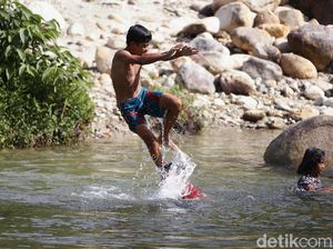 Riam Sunge Banokng Potensi Wisata Alam di Perbatasan Aruk