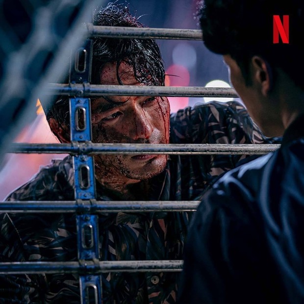 Source: Lee Jin Wook/Instagram.com/Netflixkr Lee jin wook dalam drama sweet home