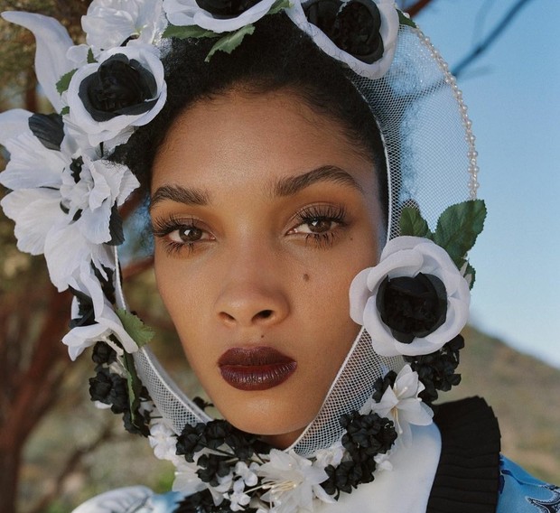 Tren alis 2021/Foto: Instagram/rodarte tren makeup 2021