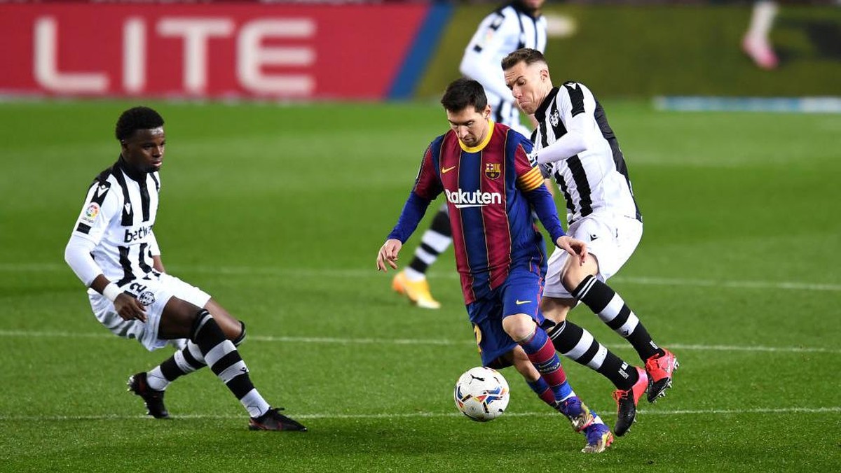 Bukti Barcelona Masih Sangat Bergantung sama Messi. (Foto: Getty Images/David Ramos)