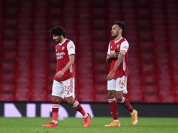 Sialnya Arsenal: Aubameyang Bunuh Diri, Xhaka Diusir Wasit