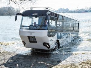 Sabar Lur, Bus Wisata Amfibi Butuh 6 Bulan Untuk Bisa Beroperasi di Semarang