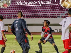Gibran Rakabuming Unggah Foto Main Bola tapi Caption-nya Kok Resep Cilok?