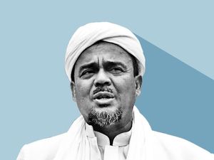 Serba-serbi Habib Rizieq Lulus Uji Disertasi dari Balik Jeruji Serba-serbi Habib Rizieq Lulus Uji Disertasi dari Balik Jeruji