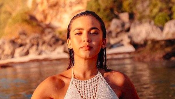 Cantik Abis! Pesona Karen Nijsen yang Cium Mesra Gading Marten