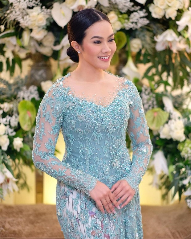 Cantiknya Makeup dan Kebaya Yura Yunita dalam Rangkaian Acara Jelang Pernikahan