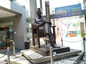 Tak Sekadar Buku, Perpustakaan Bung Karno Simpan Sejarah dan Arsitektur Unik! Tak Sekadar Buku, Perpustakaan Bung Karno Simpan Sejarah dan Arsitektur Unik!