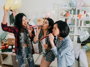 #DiRumahAja, Ini 5 Cara Asyik Nikmati Libur Tahun Baru