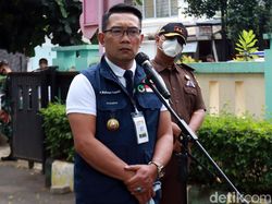 Ridwan Kamil Tak Terusik Kala Mahfud Md Singgung Tak Usah Panik