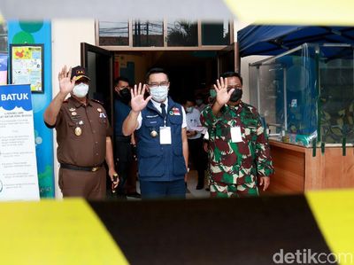 Ridwan Kamil Jalani Uji Klinis Vaksin COVID-19