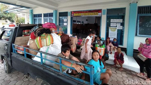 356 Pengungsi Merapi Putuskan Kembali Ke Rumah