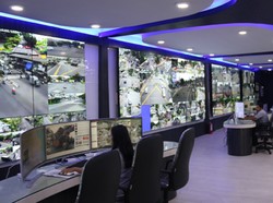 10 Tahun Risma di Surabaya, Urai Kemacetan hingga Banyak Bangun Jalan