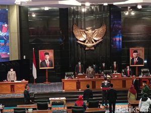 DPRD DKI Resmi Lantik 3 Anggota PAW