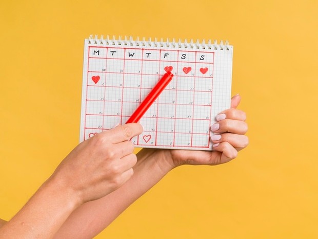 Gangguan Menstruasi/ Sumber: Freepik.com Insufisiensi ovarium prematur ini terjadi pada wanita di bawah usia 40 tahun yang ovariumnya tidak berfungsi normal. Kondisi ini ditandai dengan berhentinya menstruasi, mirip dengan menopause.