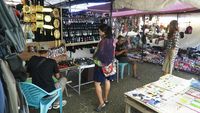 Geliat Perdagangan di Pasar Berlambar Perbatasan Aruk