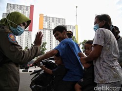 Vaksinasi DKI Tinggi, Tapi Kepatuhan Pakai Masker Turun Jadi 25 Persen