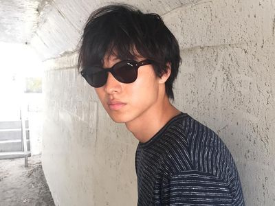 7 Potret Kento Yamazaki, Pemeran Alice In Borderland yang Populer di Jepang