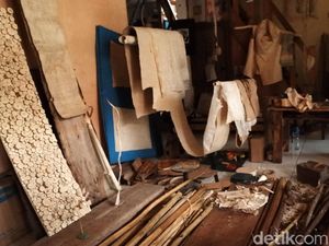 Miris, Kertas Daluang Nyaris Dilupakan di Negeri Sendiri