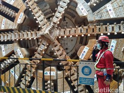 Kejar Target Proyek Kereta Cepat JKT-BDG, China Kerja Pol-polan