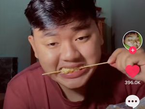 Mukbang 50 Telor Gulung, Pria Ini Kesal Karena Videonya Belum Terekam