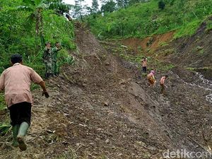 Terungkap! Penyebab Tanah Gerak-Lahan Raib Bak Ditelan Bumi di Pekalongan