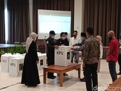 Rekapitulasi Suara KPU, Pasangan Jeje-Ujang Juara Pilbup Pangandaran