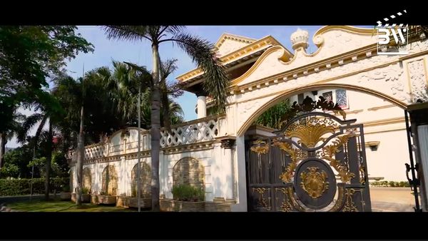 10 Foto Rumah Mewah Sule, Ada Lapangan Basket di Rooftop