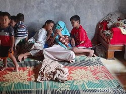 Pengungsi Tanah Gerak di Banjarnegara Butuh Bantuan Alat Mandi-Masker