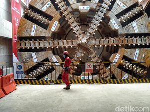 Sri Mulyani Rogoh Kocek Negara Rp 4,3 T Demi Kereta Cepat