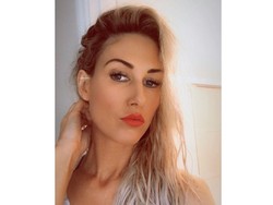 Most Pop Sepekan: Tukang Bersih-bersih Tanpa Busana yang Jadi Kontroversi