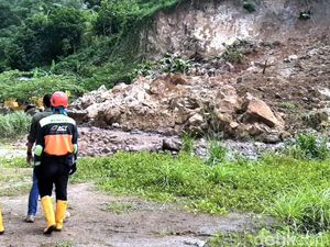 Akses Geopark Sukabumi Longsor, Polisi Tutup Sementara Arus Lalin