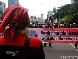 Hantaman Corona Bikin 4,4 Juta Orang Keluar dari BPJS Ketenagakerjaan