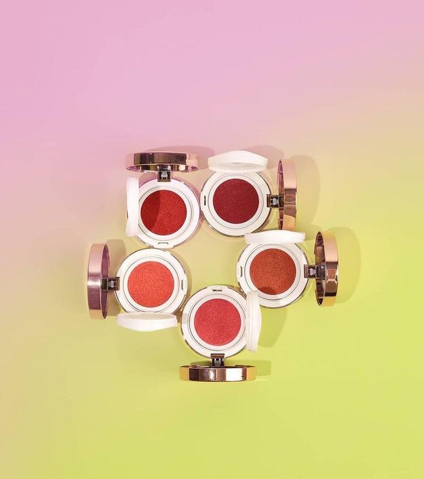 Esqa Radiant Cushion Blush/source:instagram.com/esqacosmetics Esqa Radiant Cushion Blush/source:instagram.com/esqacosmetics