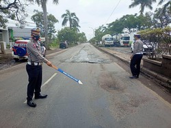 Cekak Anggaran, Target Jalan Nasional 98% Mantap Terancam Mandek!