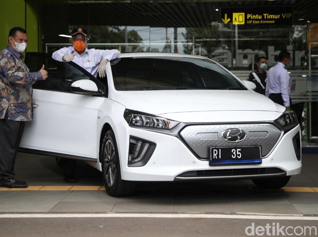 Solusi Pengadaan Mobil Dinas Listrik saat Anggaran Terbatas: Sewa Solusi Pengadaan Mobil Dinas Listrik saat Anggaran Terbatas: Sewa