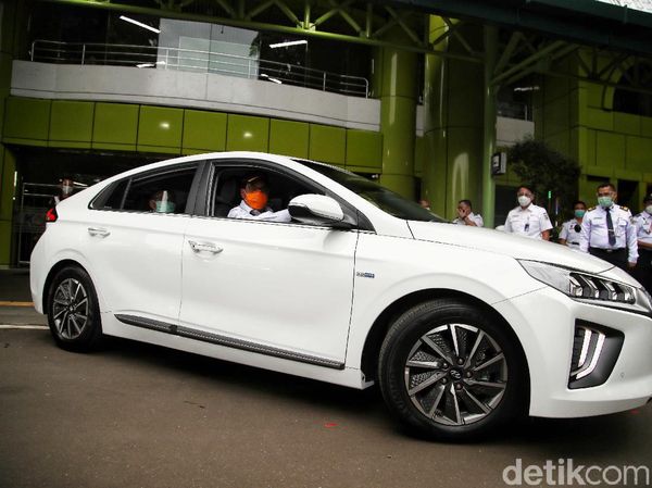 Keren! Ini Mobil Listrik yang Bakal Jadi Tunggangan Menhub