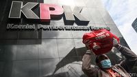 KPK Dapat Kiriman Sampel Paket Sembako Bansos COVID-19