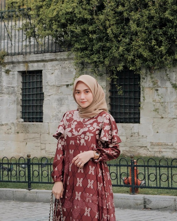 Gaya hijab segi empat