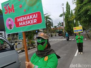 Aksi Power Rangers Ajak Masyarakat Ciamis Lakukan 3M