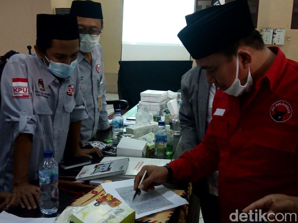 Ada Gugatan ke MK, Pemenang Pilbup Rembang Belum Bisa Ditetapkan Hari Ini Ada Gugatan ke MK, Pemenang Pilbup Rembang Belum Bisa Ditetapkan Hari Ini