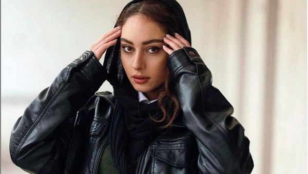 Potret Tarlan Parvaneh, Bintang Iran Bermata Tajam