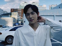 Keren! 6 Selebriti Korea Ini Pernah Jadi Siswa Top di Sekolah