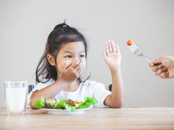 Dampak Picky Eating pada Tumbuh Kembang Anak dan Cara Mencegahnya Sejak Dini