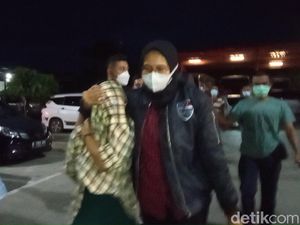 Heboh Artis TA Diciduk Polisi Diduga Terlibat Prostitusi di Bandung Heboh Artis TA Diciduk Polisi Diduga Terlibat Prostitusi di Bandung